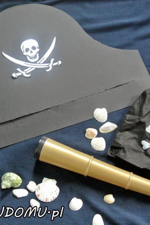 Strój małego pirata