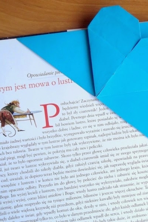 Jak zrobić zakładkę do książki - serce origami