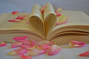 100 książek o miłości wybranych przez 30 blogerek. Na pierwszym miejscu jest...